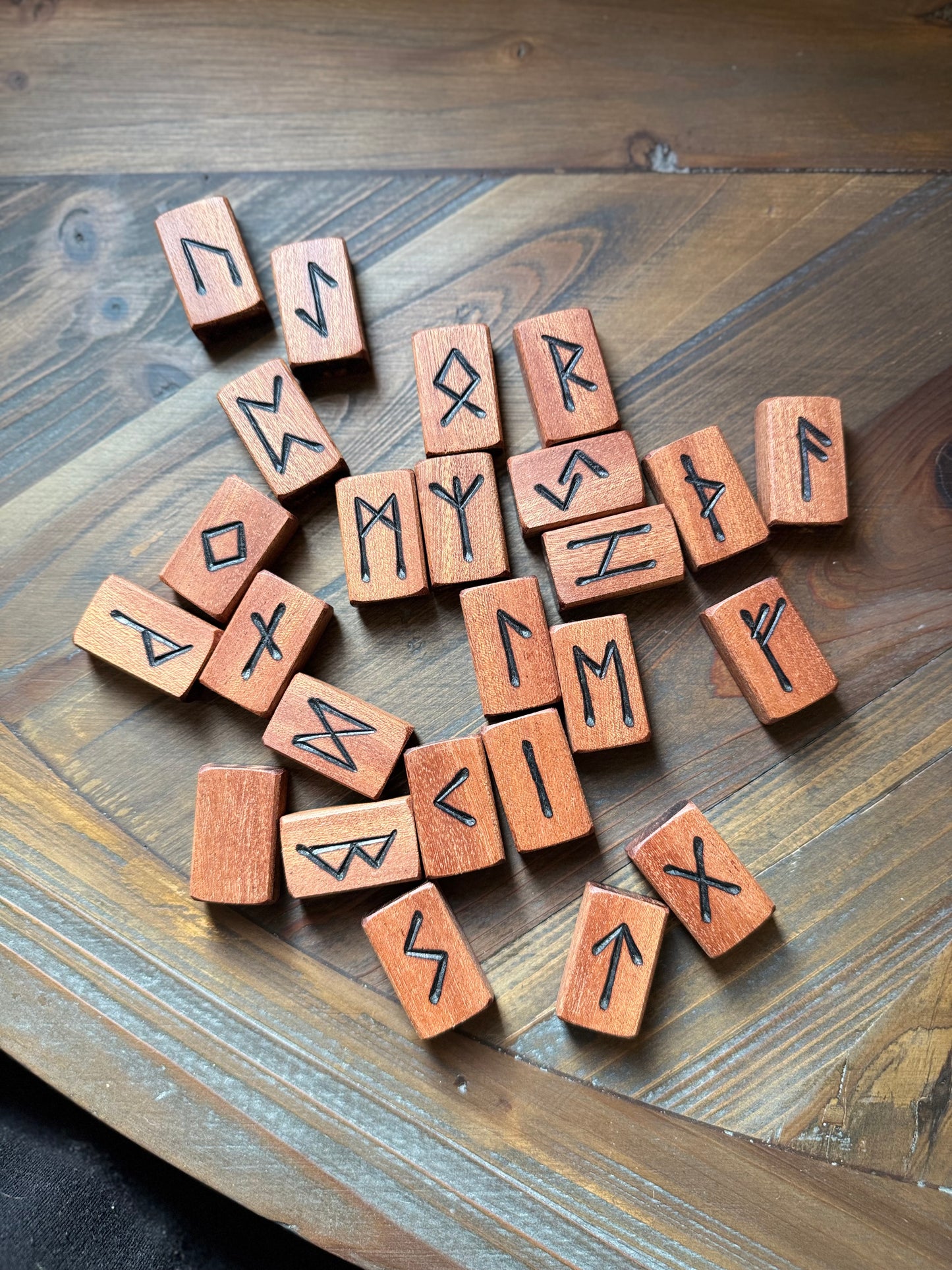 Handcrafted Wooden Rune Set – Reclaimed Sapele Hardwood (25 Runes)