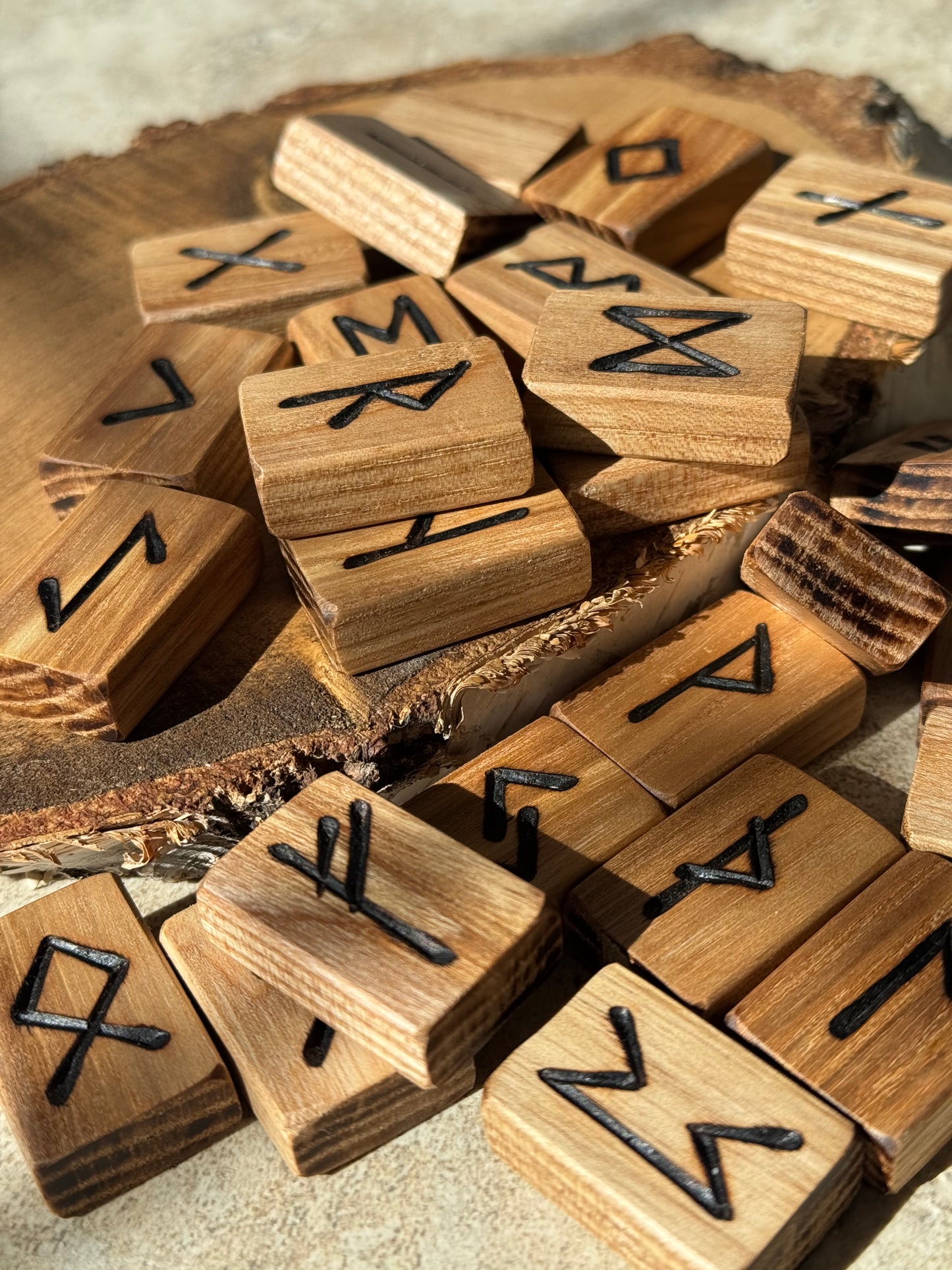 English Elm Rune Tiles – Handcrafted 25-Rune Set