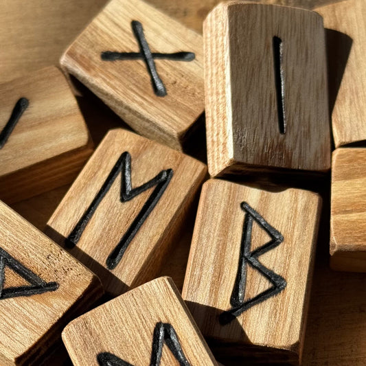 English Elm Rune Tiles – Handcrafted 25-Rune Set