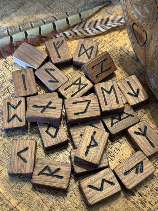 Black Walnut Runes – Handcrafted 25-Rune Set