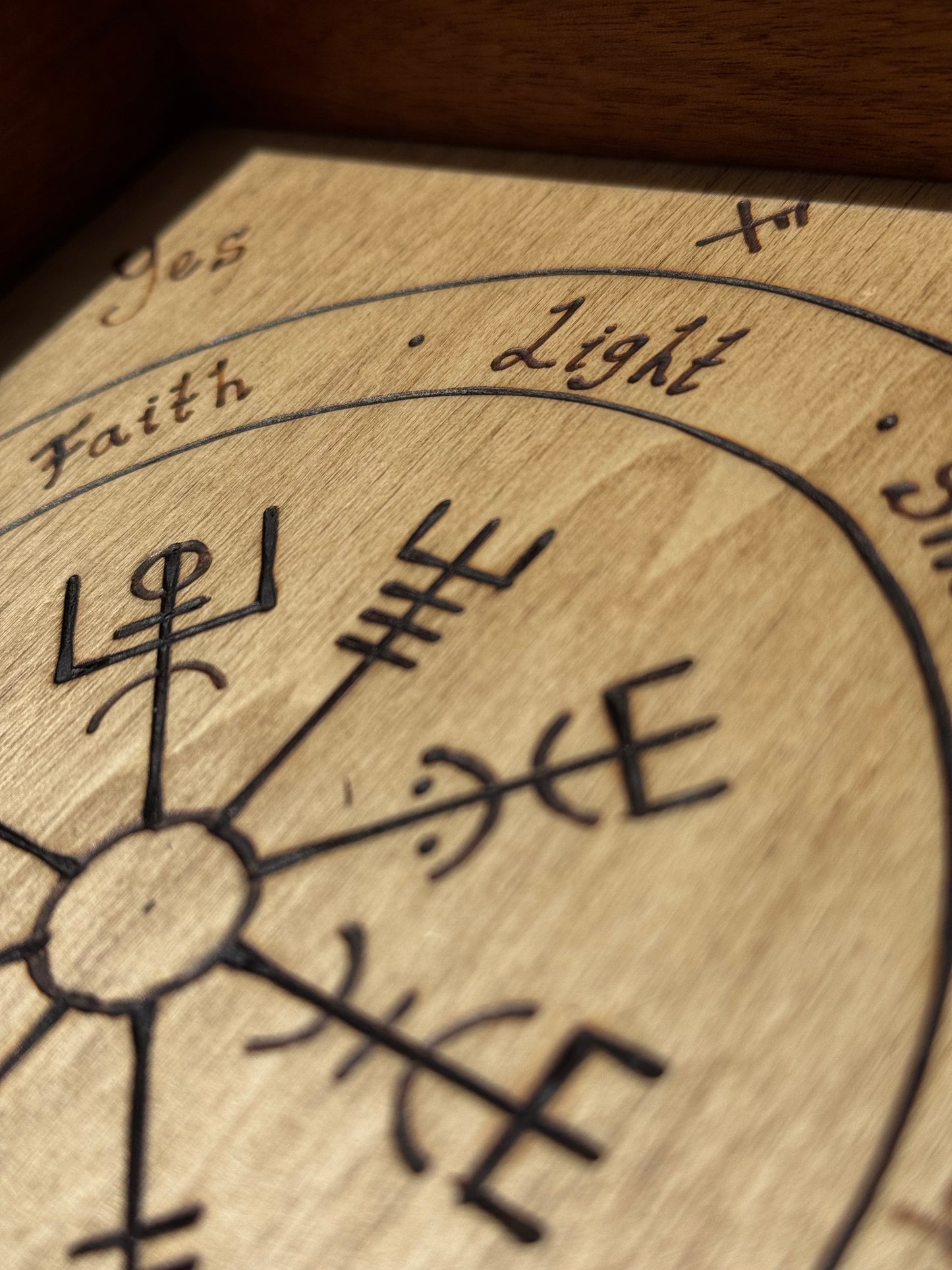 Handcrafted Rune Dice Casting Set - Bog Yew